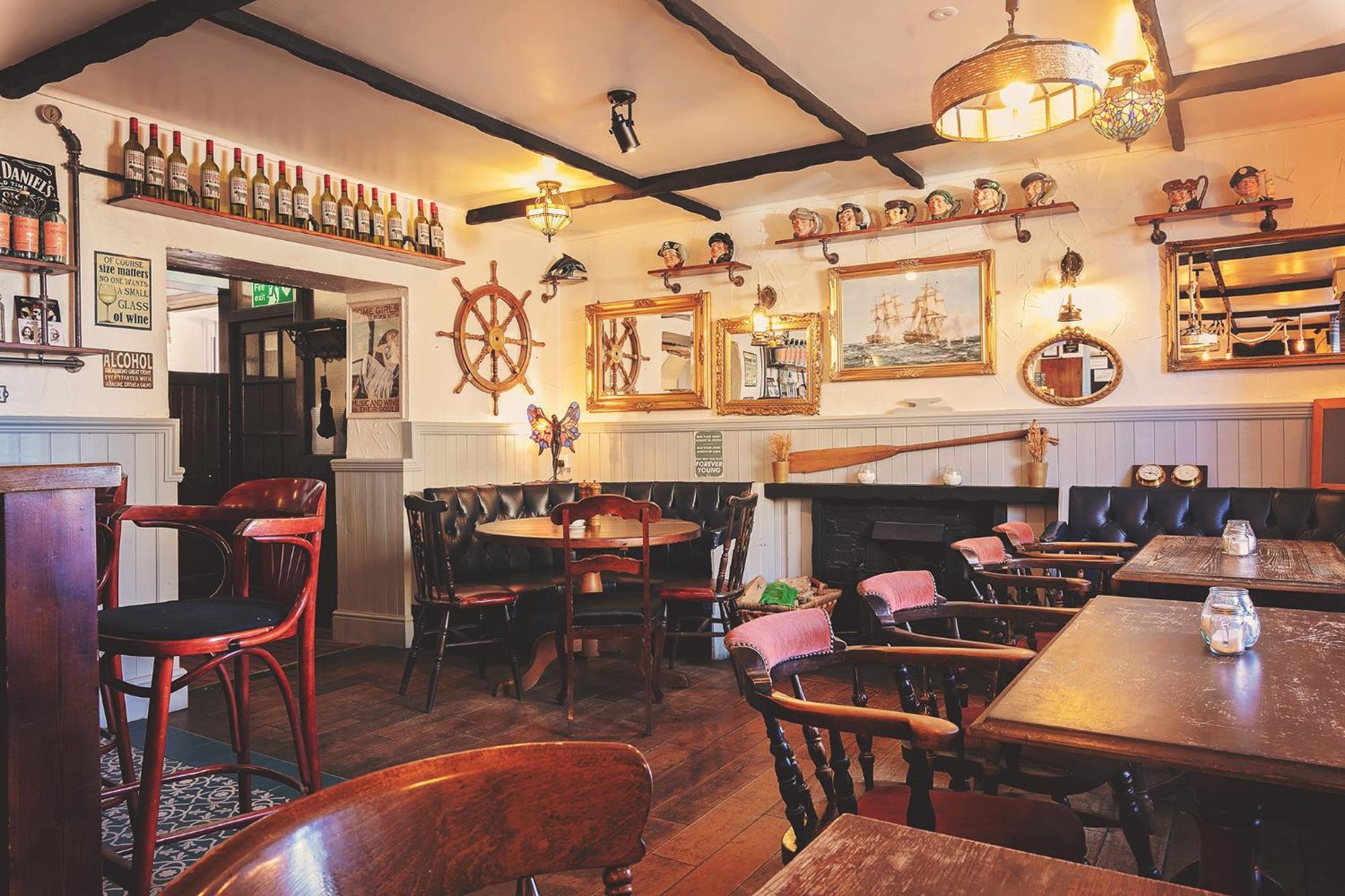 Harbour Inn Amble Exterior photo